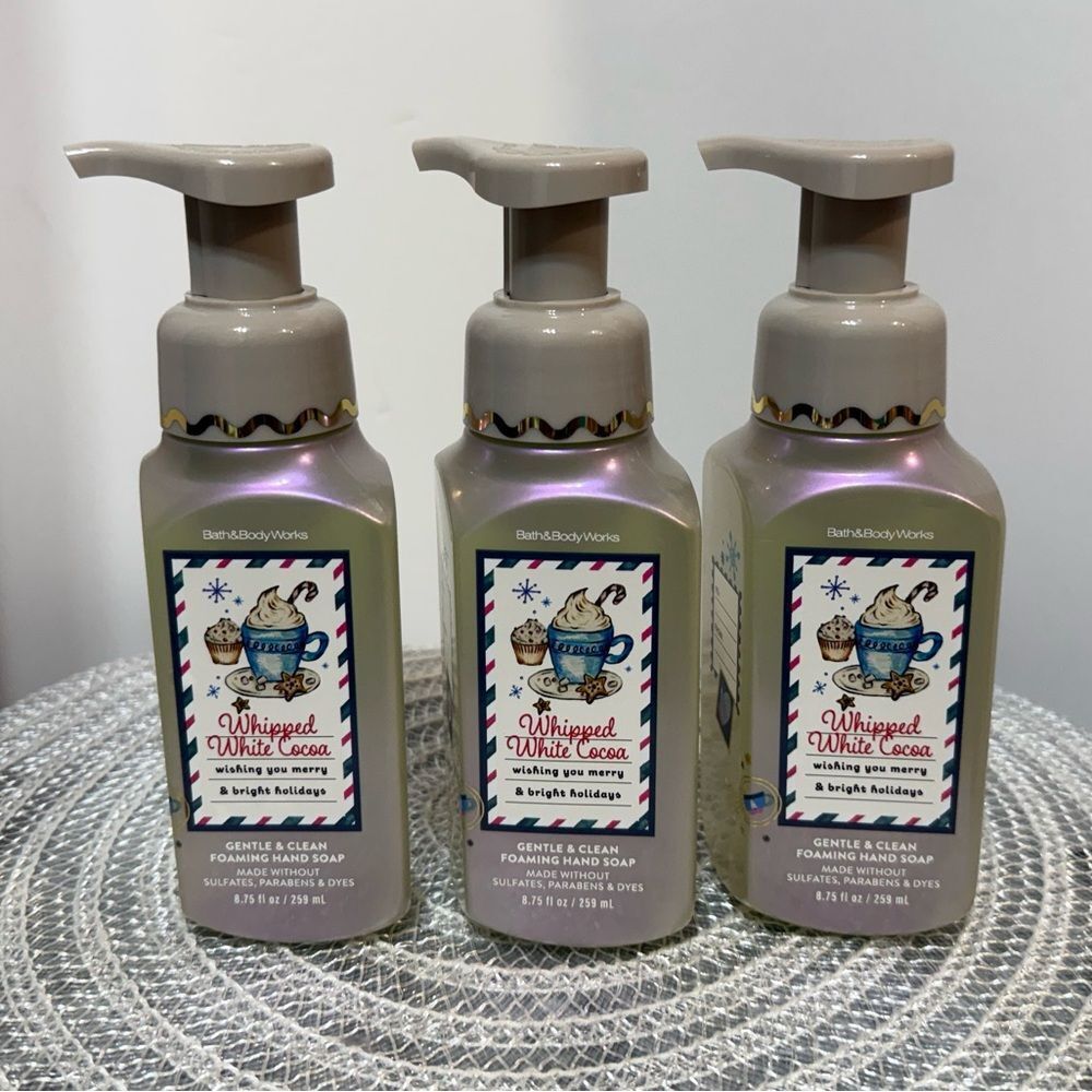 BBW Whipped White Cocoa Foaming Hand Soap Set of 2 NWT